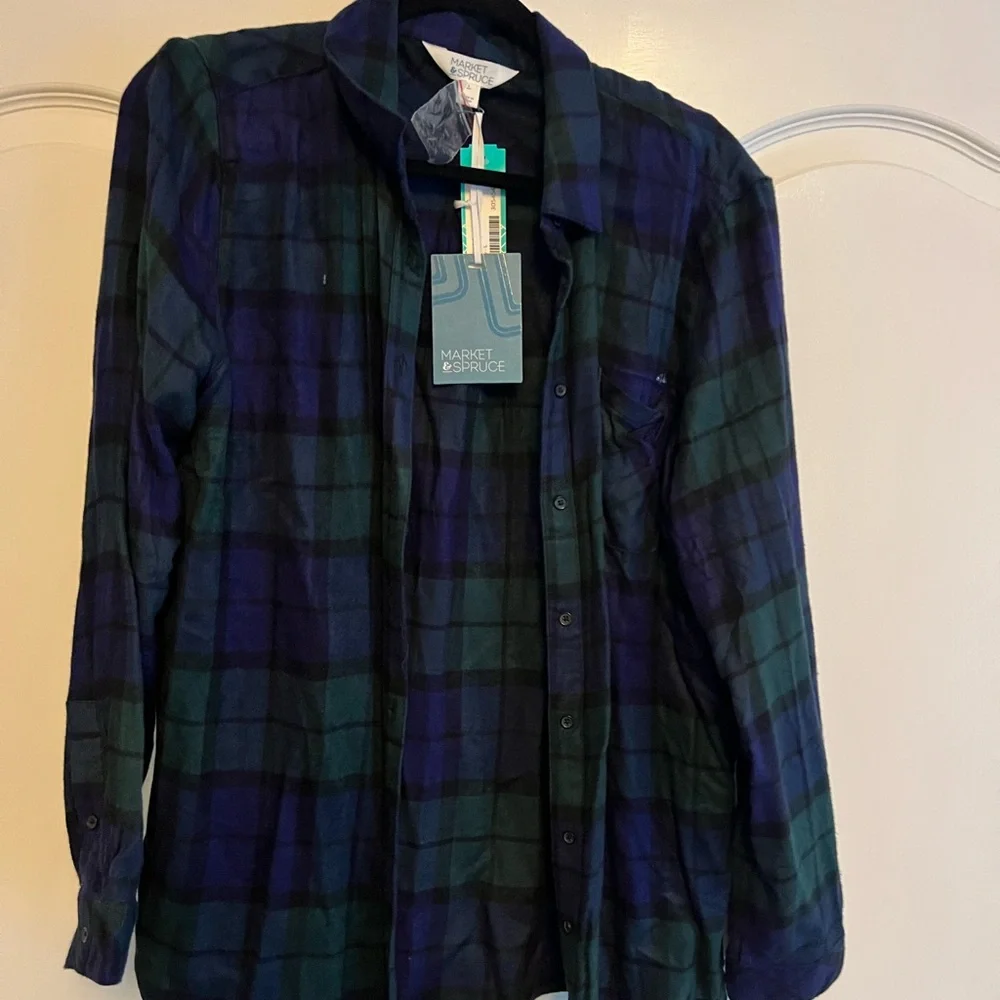 Market & Spruce Navy and Black Plaid Top Large - Picture 1 of 3